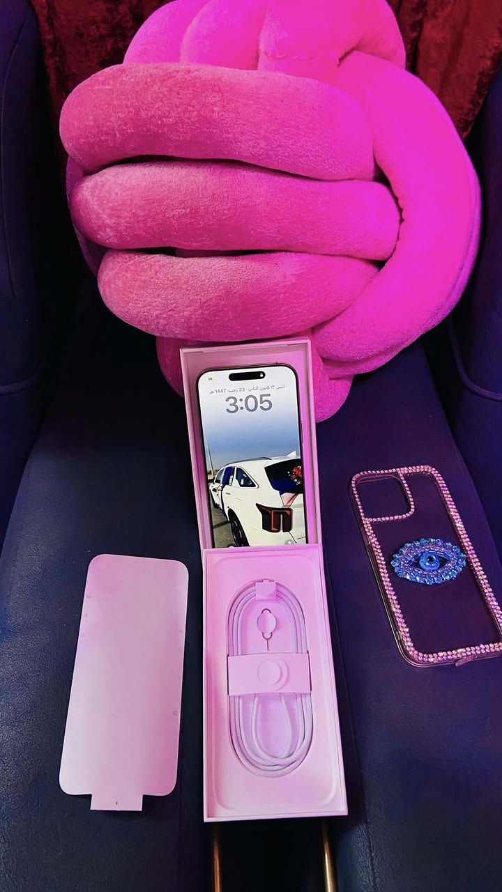 ايفون 16 برو ماكس للبيع ذاكره 256 وبطاريه 100 دبل خط ZA/A شرق اوسط الجهاز بعده بل ضمان لون دزيرت ملحقاته كامله كيبل مامفتوح بعده جديد وكارتونه مطابقه للبيع مكاني كربلاء متواجد خاص او واتساب ***********
