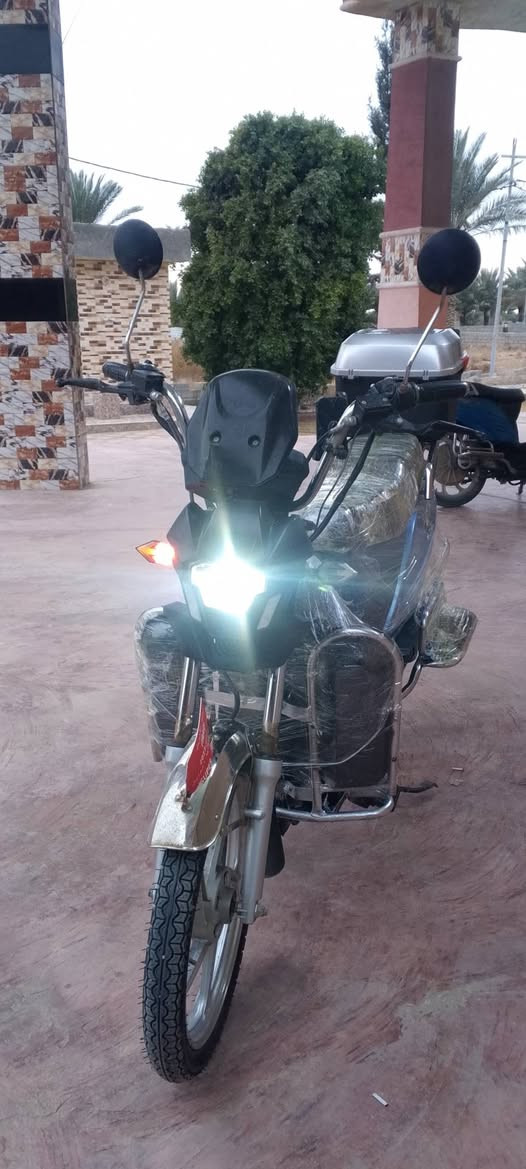 السلام عليكم موطور للبيع هارلي بطاريات جدد ع فحص مكاني الوجه
السعر 475 وبي مجال ***********
