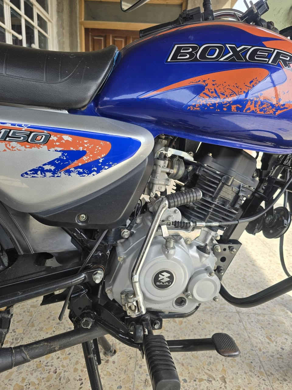 سلام وعليكم دراجه للبيع بوكسر موديل  23السعر 2500 مكاني ابو غريب  لوحه وسنويه هزه جديده رقم بغداد   ***********
