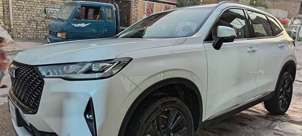 سلام عليكم
للبيع هافال h6 موديل 2022 الجيل الثالث مكفولة كفالة عامة من الصبغ والبارد السيارة فول الفول أعلى فئة دفع رباعي وبلاك ادشن وبانوراما ماشية 91 الف كيلو متر ...... 
سعرها 175 ورقة وبيها مجال ..... 
السيارة كل الصيانة بالشركة وبعدها بالضمان الى سنة 2027 شهر التاسع .... 
وللمعلومات وصور اكثر الاتصال او واتساب على هذه الرقم 
***********
