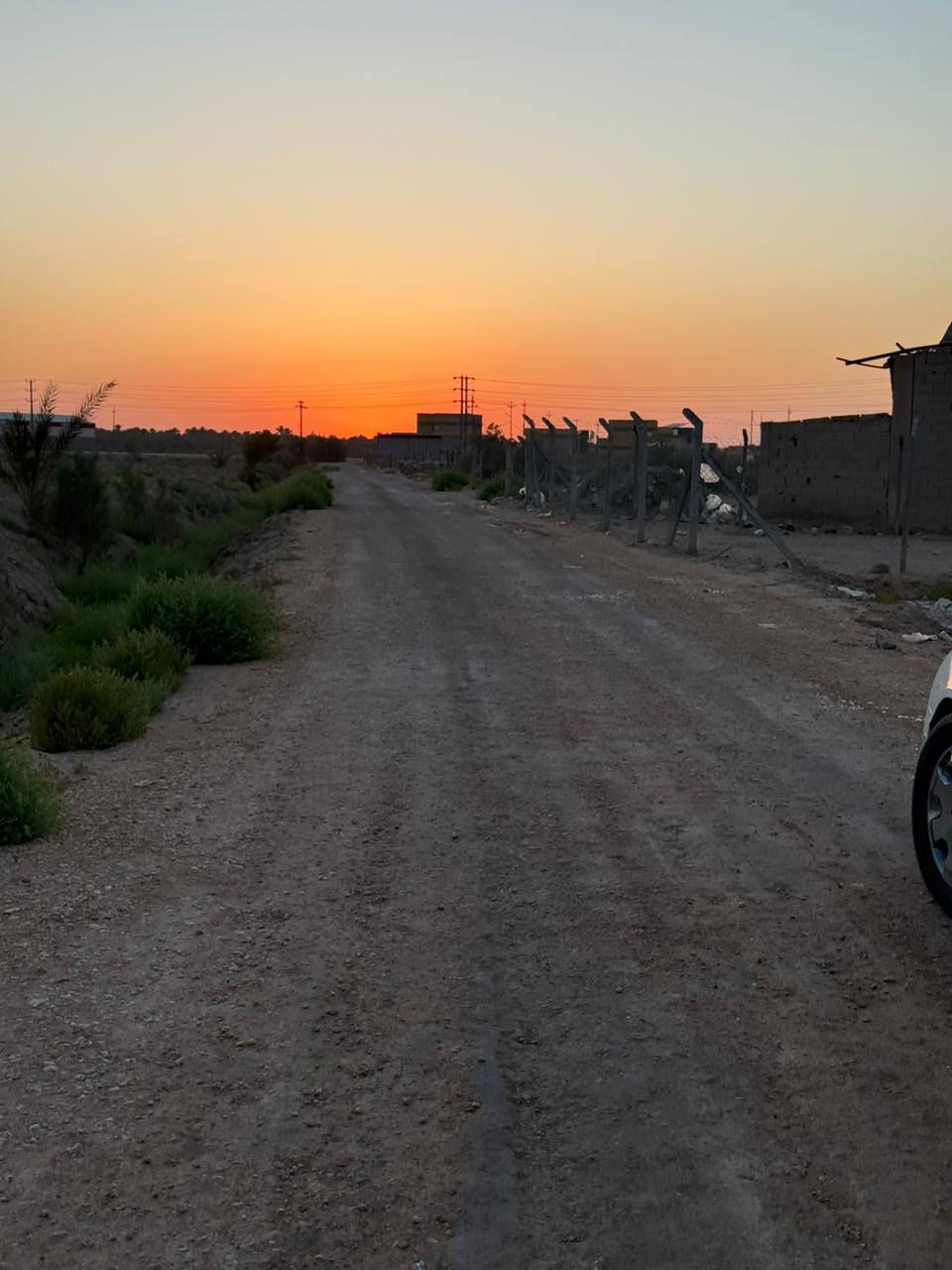 ارض مساحه ٥ دونم طابو زراعي سند ٢٥ حله ورديه خارج مجاور مجمع ابو سجاد خلف التجاري موقع مميز كافه الخدمات  تبعد عن التبليط الرئسي ١٠٠ متر تبليط واصل الأرض مستوصف ومدارس ومجمع سكني متكامل سعر الدونم ١٠٥مع المجال استفسار *********** اتصال مع وتساب
