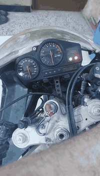 سعر مليون ونص قفل مكان بصرة هوندا919 كامله للبيع شغاله بس ابيع كوم حديد عوزها كاك بانزين وباتري بيها بس يرادله تبديل بس واللايت الكدام موجود بس نقصه جامه اماميه دراجه شغاله نكره سلف ابيع كوم حديد عنواني بصرة شارع الوفود توصيل ماعدي تجي تشوف دراجه بلباب ادوات بدون اوراق سعرها مليووون ونص قفل *********** واتساب اتصال وماسنجر موجود بكل وقت
