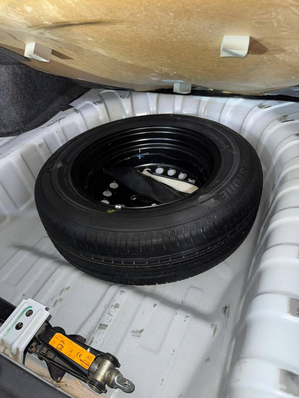 السلام عليكم
نيسان صني 2021 مكفوله 
هندي ام البليته الزركه
سياره جديده سبير مانازل
رقم اربيل تريد وكاله تريد تحويل
مكان السياره حله
السعر 115$
للأستفسار
***********
