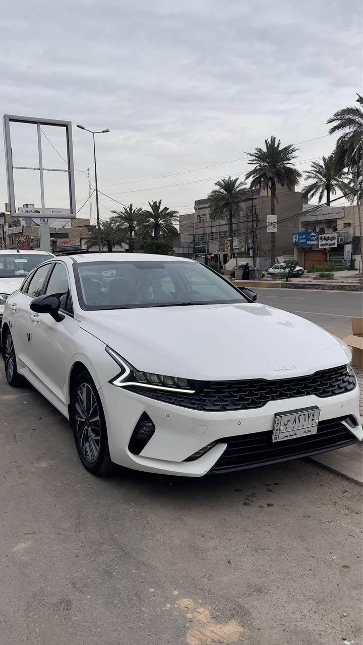 خليجي وكالة الدولية K5
ام الضمان فول عدا البنوراما كاملة
المواصفات تبريد شاشة يدات
نيكل لد 4 عدسات امامي خلفي
ويل جبير داخل ابيض شاشة
كاربلاي انظمة القيادة كاملة
الوصف
تشغيل عن بعد رقم بغداد هزه
جديده بيها الجاملغ الخلفي

مرشوش فقط بدون معجون بدون
تعديل وبيها pdr بالحافه مال
جاملغ
مكانها بغداد الكاظمية
*********** بغداد, العراق
