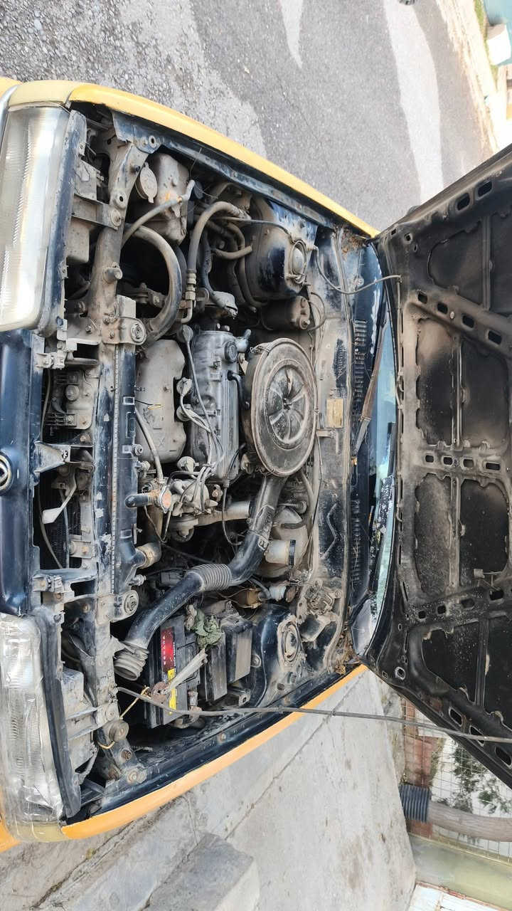 ***********
مازدا موديل 94
سنه وي پلاستيك به شرتي حاسيبه و ئه وليات  
گيرومكينه ي به شرت  
كامل كارباي به شرت 
8تو كابريته يه سعري 16 گلا 
شوين چمچه مال 
زم ***********
وكاله شي له جمجماله گورينه وه ناكه م… .
