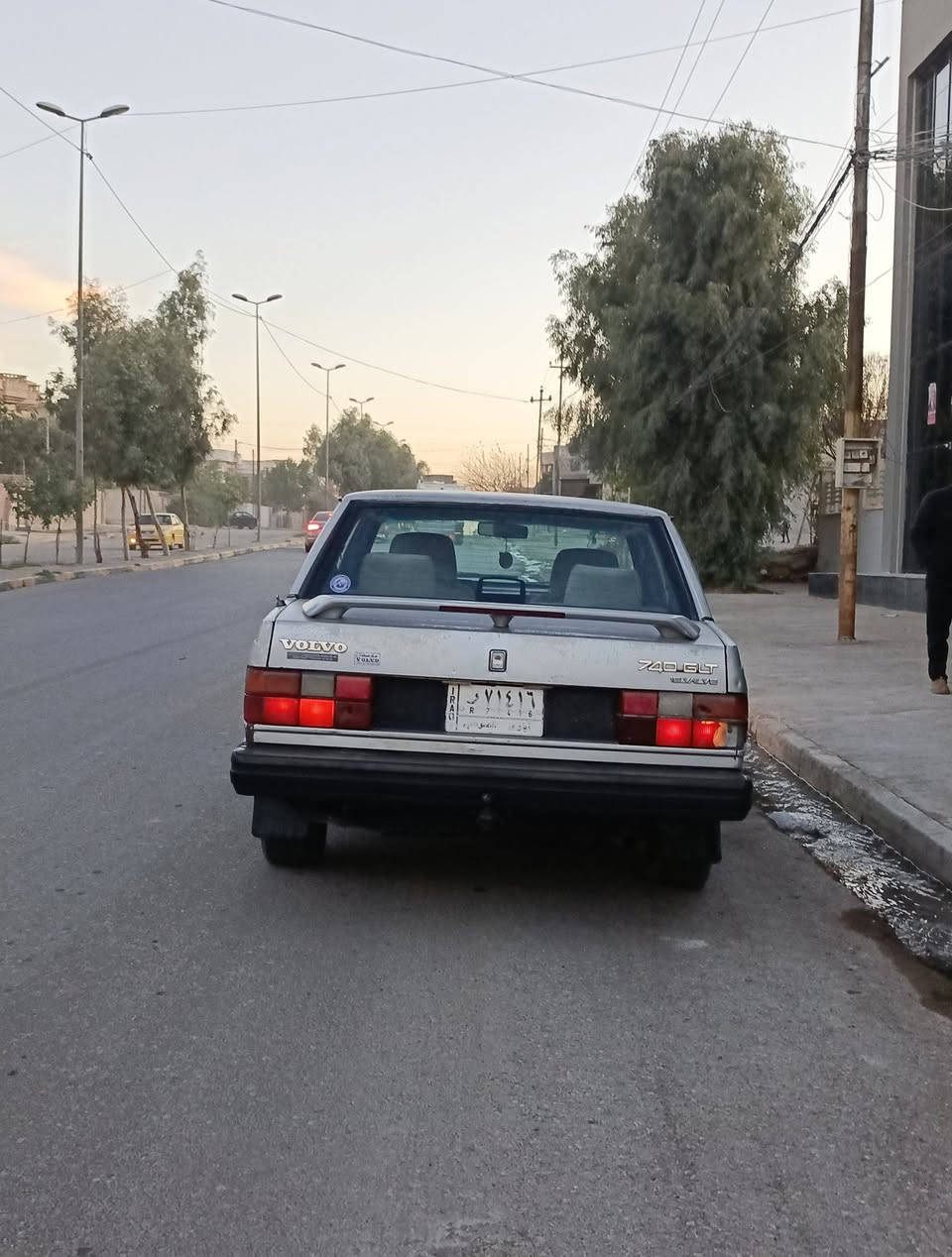 فالفو حجم 740 صبغ شركه سياره نظيفه
محرك 4 سلندر بخاخ بلادي

كير عادي ومحرك مكفولات
موديل 1989
رقم نينوى مشروع  وطني

سنويه الئ  2029 بأسمنه

تحويل بنفس اليوم 

السعر  35 $ ورقه 

المكان موصل 

اتصال فقط ***********
