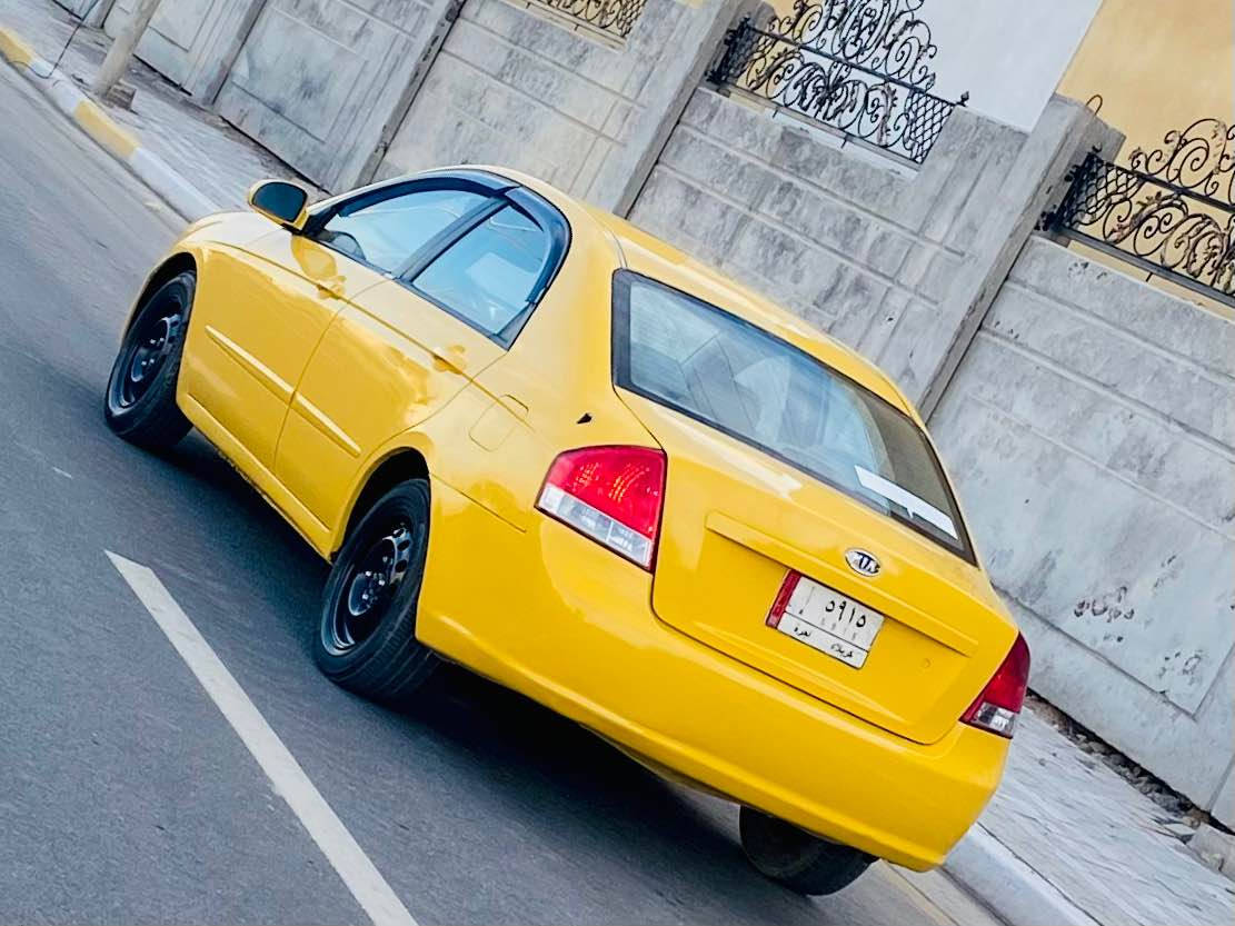 السلام عليكم للبيع كيا سبكترا مديل 2009 وارد امريكي حادثه جاملغ امامي فقط والباقي مكفول موصفات شاشه كامره مكينه 2000 دوش سنويه لغاية 28 مصفره هيه وغرمات السياره جديده حيل وجاهزه واي نقص مابيه كير مكينه مكفولات حداديه تخم تاير تبريد ثلج السعر 83 لاستفسار اكثر لاتصال على الرقم *********** مكان السيارة كربلاء مكلف بل نشر كربلاء, العراق
