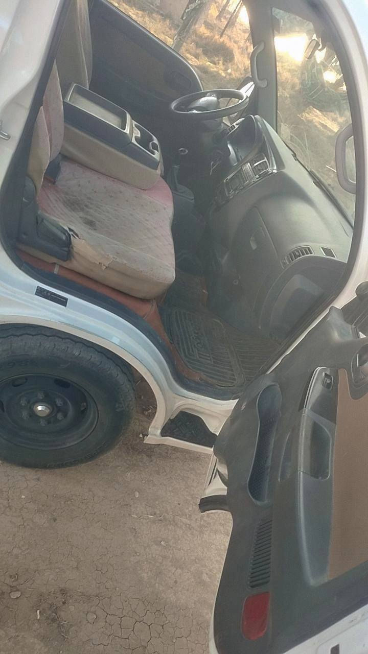 السلام عليكم للبيع دبل قماره كيا  2700  موديل 2021 رقم القادسيه.. باسمي تريد تحويل تريد وكالهه
مشروع وطني  مكفولة عامة كير اكسن  شاصي ورقم شاصي شرط مكفولة من ا الضربة والصبغ كلة على وضع البلاد 
 ماشيه 90 
 السيارة خير من الله ماعايزها شي الدواخل صدر جديد تدفئه تبريد ثلج خير من الله السيارة  مجال ماعايزها شي  كلش السياره نضيفة  بمعنى السعر154  وبيه مجال لاستفسار اتصل‏‪‏‪
‏‪***********
