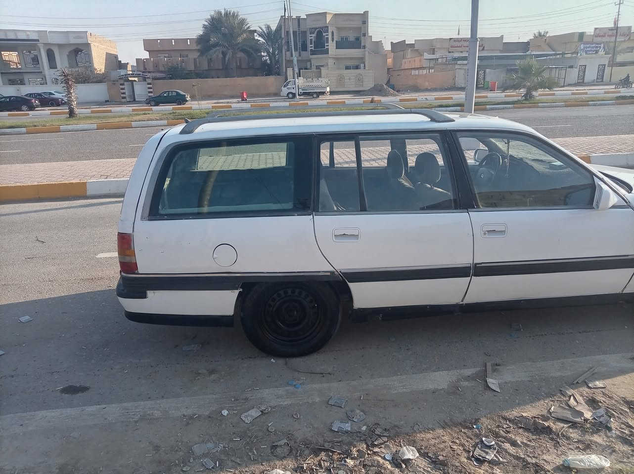 اوبل اوميكه موديل٩٢ رقم كركوك مشروع وطني باسمي سياره معمره جماليه لاضربه ولا شي مجرد خياسات ومعمره عام بيع او مراوس حسب القناعه السعر ٣٦ وبيها مجال كلها كامله كير ومحرك خير من الله نقصها دبلات خلفيه كهربايات كله شغله ارفلو مال كصه صارله قبل شهر خليته مكان السياره تكريت القادسيه قرب دايرة المرور بشارع ٦٠ رقم تلفوني *********** اخوان الي مايعجبه لا يكسر بحلال الناس موجود خاص هم
