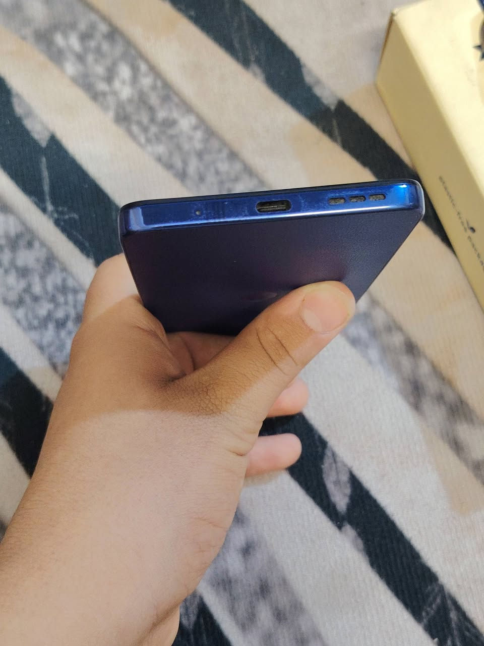 سلام عليكم
اسم الجهاز motog15
معه ملحقاته 
سعره 150 وبي مجال
عنوني كربلاء أمن الداخلي


**إذا كنت صاحب هذا الإعلان وتريد حذفه لأي سبب، رجاءا أرسل رسالة إلى الدعم الفني**