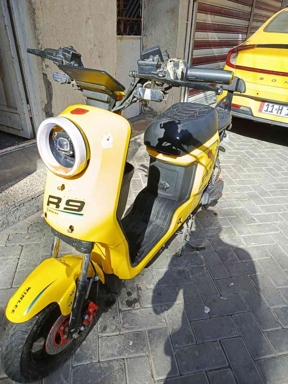 سلام عليكم دراجه للبيع بطاريات 2026 دراجه نضيفه السعر 400 وبيه مجال وهذه رقمي ***********
