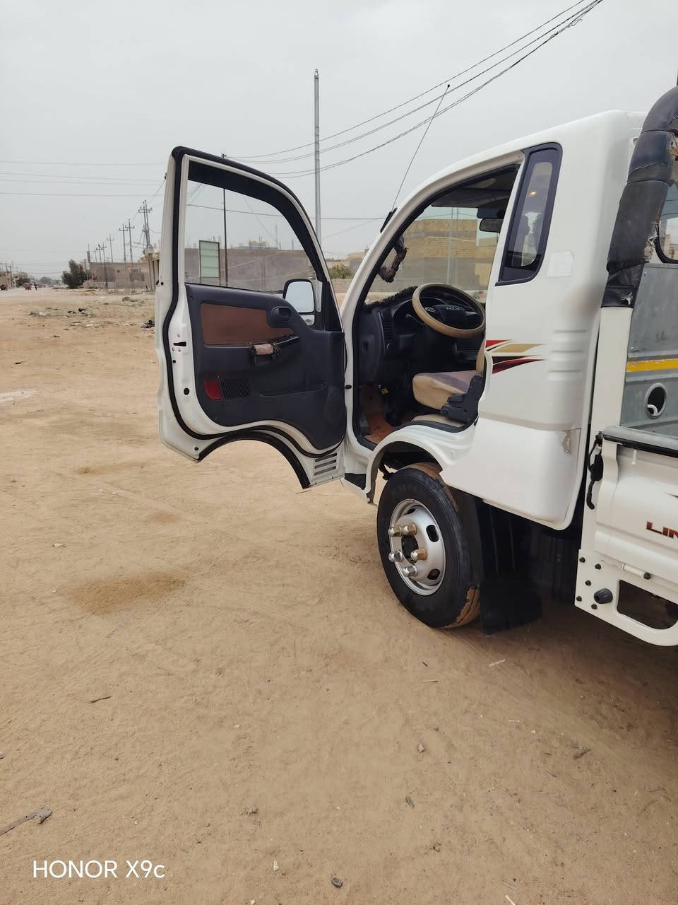 سلام عليكم كيه فحل للبيع موديل 24 مكفوله كفاله عامه  رقمه كربلاء ماشيه 26الف مداور ثاني يوم محوره تواير 14 سنويه لل 29 مكانه النجف  رقم الهاتف ***********//***********
