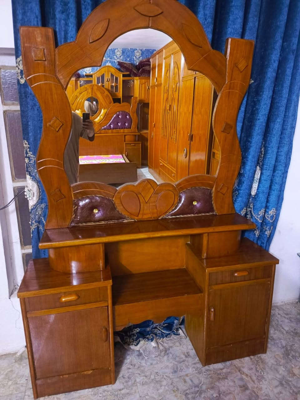 غرفه طابقين للبيع العنوان بابل طريق السريع قرب محطة انوار بابل الشوملي اتصل *********** السعر700بيها مجال
