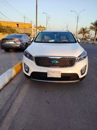 سورنتو ٢٠١٦ • فول خليجي • فتحة سقف