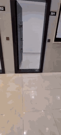 شقة للايجار -زيونة -مخلة -716 🔑  تتكون من غرفة نوم 🛏️ وصالة 🛋️وخدمات 🛁...