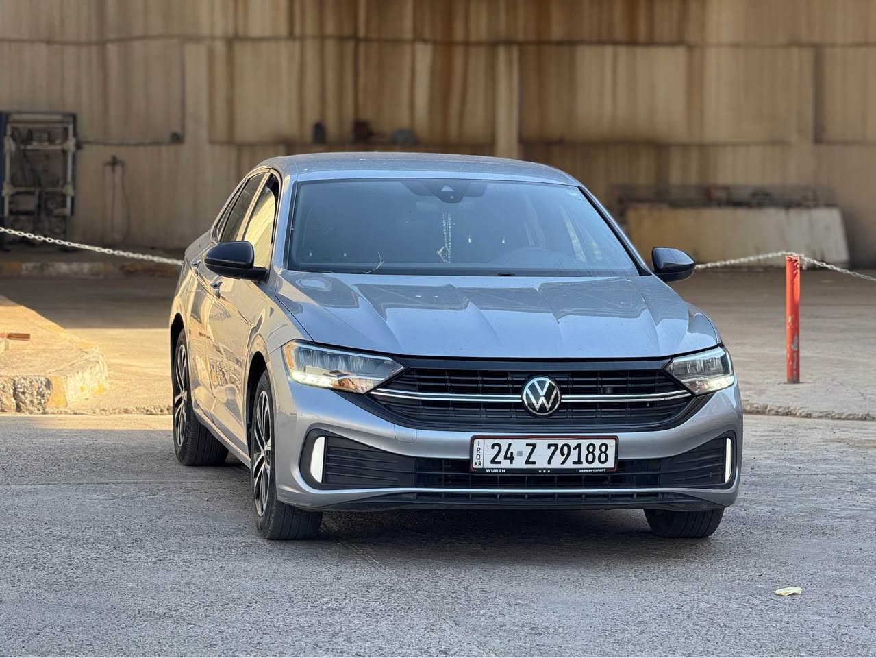 Volkswagen Jeeta sport 2023 فولكسواغن جيتا

بجم و خلفي كبس 👌
رقم شاصي بالصور

جملغ خلفي صبغ و باب مبدل بلادي نفس الون
مكانين شوي تعديل بارد و ارباك بردة طاك
٢٩ الف ميل ماشية

مرقم جاهز باسمنا تحويل ثاني يوم
جاهزة بدون مصرف 💯
كل شي بلادي شركة 💯

سعر بلاش 🔥 129 ورقة و مجال بسيط  
مكان عقرة "ئاكرئ"
واتس اب و كورك ***********
*********** اكر, نينوى

