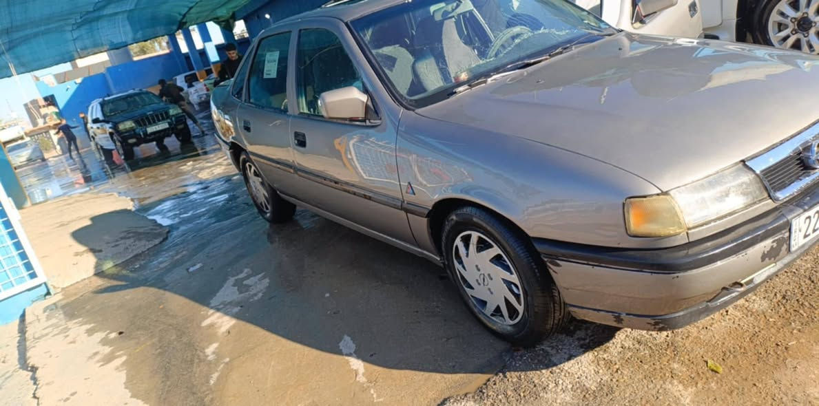 فيكترا موديل 1992
مةكينة16قايش پان گيرعادي
زينگةوريگةوباني لةمانگي
 8/2025بةسةرجوة
رةقةم باريكة وةكالةبةشةرت 
سعري 35وةرةقةومعامةلة
ناونيشان ...زةرايةن هةلةبجةي تازة
ز.م *********** شربازهير, السليمانية
