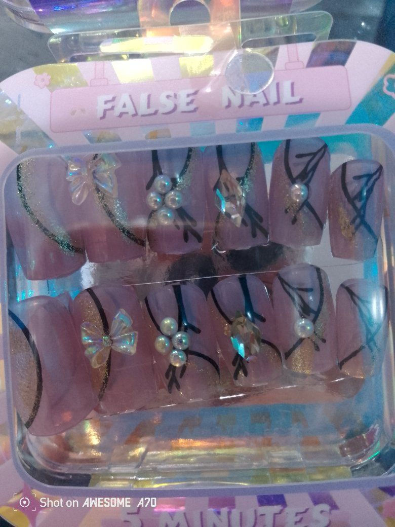 ✨ وصلّت تشكيلتنا الجديدة من أظافر البنات ✨
دلّلي إيدچ بأجمل التصاميم العصرية والناعمة 💅
ثبات عالي • أشكال جذابة • مناسبة لكل الإطلالات
اختاري اللوك اللي يشبهچ وخلي أناقتچ تحچي عنچ 🌸

سعر القطعة ب1000 😍🥳

عنوان المحل سبع البور منطقة الاربعتالاف مقابيل محلات عصام اهلا وسهلا بالجميع 🫶


**إذا كنت صاحب هذا الإعلان وتريد حذفه لأي سبب، رجاءا أرسل رسالة إلى الدعم الفني**