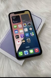 آيفون 11عادي  ذاكره 128دبل سيم  بطاريه جانت 79وبدلتها قبل يومين  الجها...