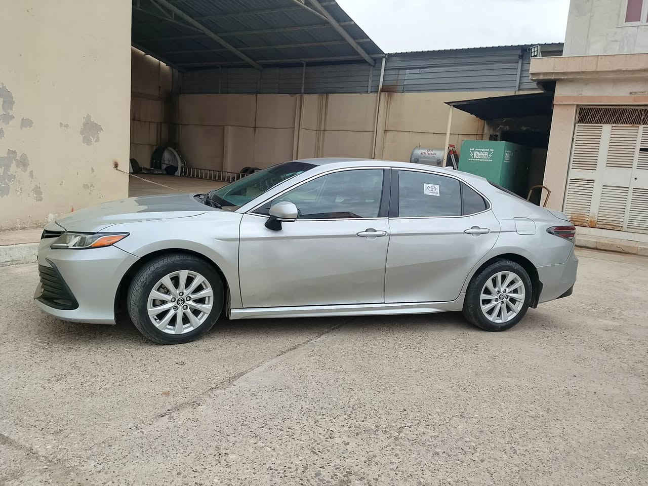 تويوتا كامري :٢٠٢٣
موسفات:Le awd
سياره ٤ پارجه ي سبوخه 
فحسو هه زه ي كرايه 
موبايل:***********
سعرر:١٤٥
