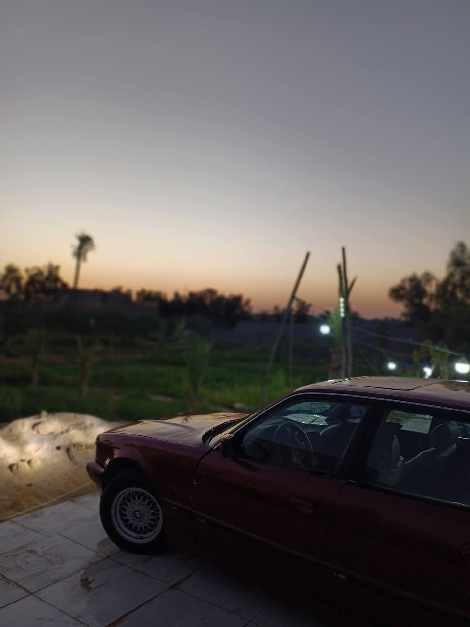 لسلام عليكم BMW حجم 525i لل بيع او المراوس حسب الرغبه. سياره. جاهزه حلو ناقصه بس تبريد   مكينته مسكر  مكينه كير شرط لا تنقيص لا تبخير سياره حلو مال جناي شرط التحويل سياره صاحبه  يريد تحويله  اريد ب سياره مراوس. اشتغل  بيه عل باب الله تكسي  تواصل ***********
