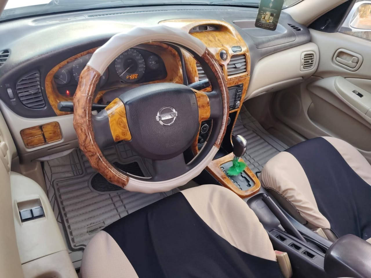 نسان صني موديل 12كفاله عامه حداديه جديده كهربائي شغاله سياره جاهزه العنوان نجف المشخاب *********** السياره رقم نجف
