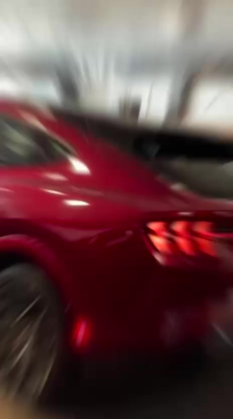 فورد موستنك 
اعلى فئة بيرفورمنس 
 موديل / 2023
ماك اي كهربائية بالكامل 
تتسارع 0-100 بــ 3 ثواني / 500 حصان 
السيارة بحالة الوكالة ماشي 8 الاف فقط
 مثبت سرعة
 شاشة  
 3أنظمة قيادة  
أضوية زنون
 كشافات ضباب 
مري كهرباء 
 سنتر لوك 
 مثبت سرعة
بانوراما
شاشه
حساسات أمامية وخلفية 
تحكم طارة 
صندوق كهربائي
كاميرا 360
رادار تفاعلي ذكي
كراسي جلد مدفأ كهربائي وذاكرة 
نقط عمياء
شركة لؤلؤة الناطور لتجارة السيارات الحديثة في بغداد حي الجهاد نزلة جسر العامرية معرض قرطبة التواصل *********** 
#سيارات_ممتازة #بغداد #معارض_السيارات #الشعب_الصيني_ماله_حل😂😂
