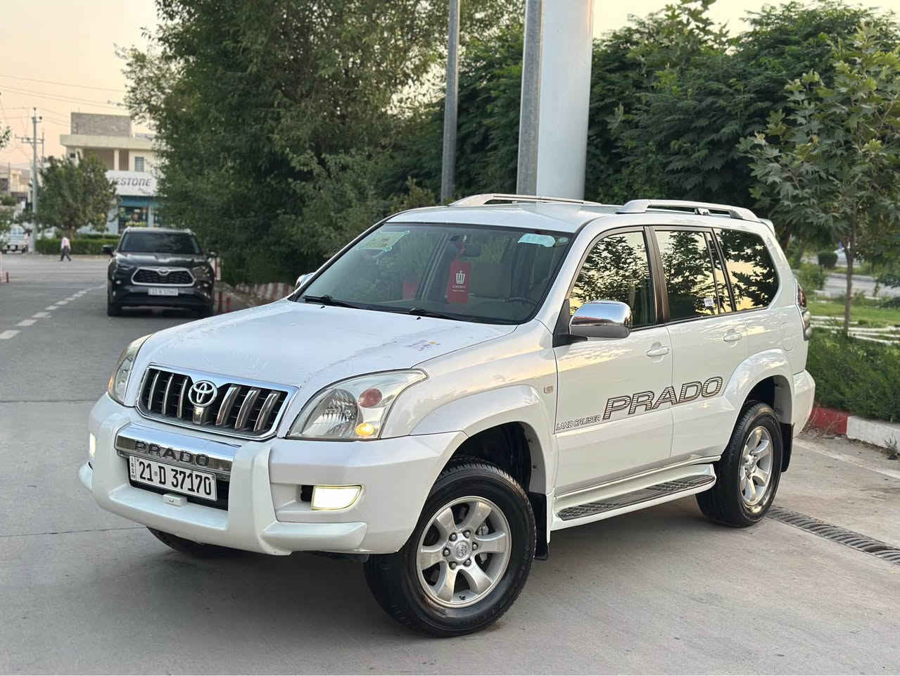 TOYOTA. PRADO. V4. 🦅⛓️
TOYOTA PRADO 20***********58
***********
‎ده بل اكسلا. 
فۆرمیکا
چوار جام ئۆتۆ. 
گیر تۆماتیک. 
٧ ریز کوشن. 
بێ بویاخ. پۆستالە کانیش بۆیاخ نیە. 
بی ساردە. 
توندو تۆ لە
تای لۆکی لە ژێرە.
بی مە سروفە مالی دوست
گیرو مە کینە نە کراوەتەوە بە شەرت 
تەبرید ساردو گەرم بەشەرت. رانية, السليمانية
