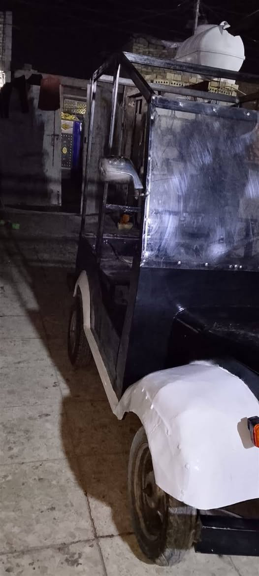 السلام عليكم سياره انتيكا ديكور شغاله عاوزها بس دوشمه مال البطن تاير جديد كهربائيات سف هندر مكينه 60 مصبوغه فرن للجماليه السعر 750 وللش الراي بها مجال ***********
