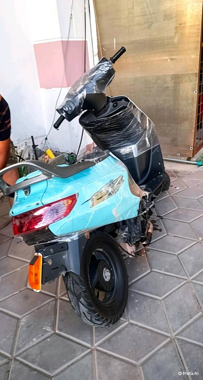 دراجه فراشه كرستال فورتي محرك جديد شلعه ومعدل مكان بغداد الكرخ ومراوس ايراني الدراجه شغاله سلف وهندر كهربائية شغاله شوفت عينك باتري جديد صالنصه جديده واير بريك جديد دراجه خير من الله