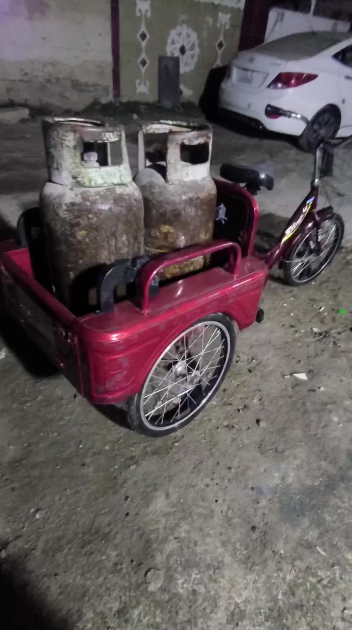 بايسكل حمل للبيع سعر200/قفل ب195مابيع


**إذا كنت صاحب هذا الإعلان وتريد حذفه لأي سبب، رجاءا أرسل رسالة إلى الدعم الفني**