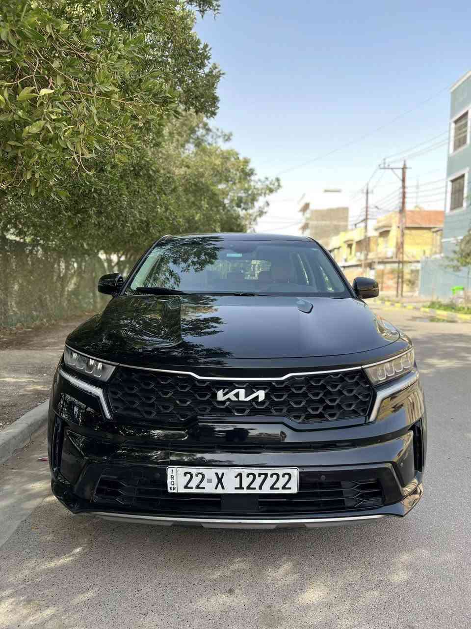 السلام عليكم 
النوع : كيا سورنتو ( وارد امريكي) 
الموديل :2023 
الرقم : اربيل (تحويل مباشر) 
السياره : بيه تبديل وصبغ الجاملغ الايسر الامامي + صبغ شويه من البنيد فقط بدون دواخل 
* كير محرك صدر تبريد شواصي لغود / كفاله عامه 
المواصفات : 
* المحرك : 2500 فورويل 
* اناره محيطيه للدشبول 
* سقف روز رايز
* 7 راكب 
* راردات اماميه وجانبيه 
* تبريد قطعتين 
* فول تحكم ستيرين 
* 5 انظمه قياده 
* شاشة + كاميره + كاربلي 
العنوان : بغداد - السيدية 
السعر : 190 ورقه وبيه مجال 
باقي التفاصيل الاتصال ؏ الرقم او واتساب
***********
