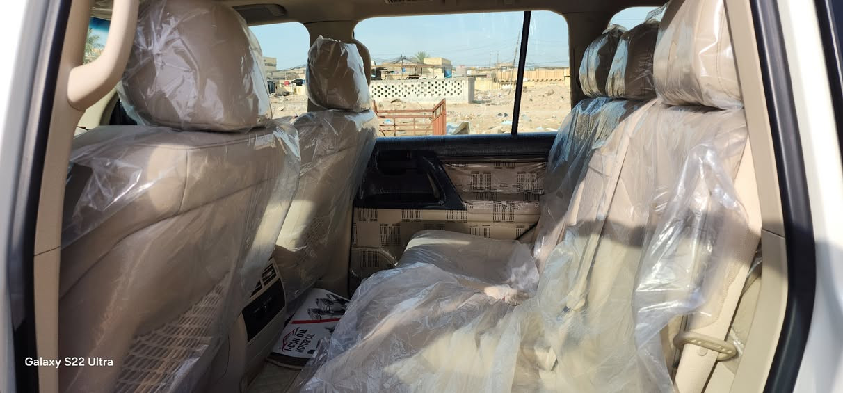 لاندكروز 19 بريميه فول مواصفات مكفوله كفاله عامه ماشيه 99 سياره جديده مال جناي ***********
