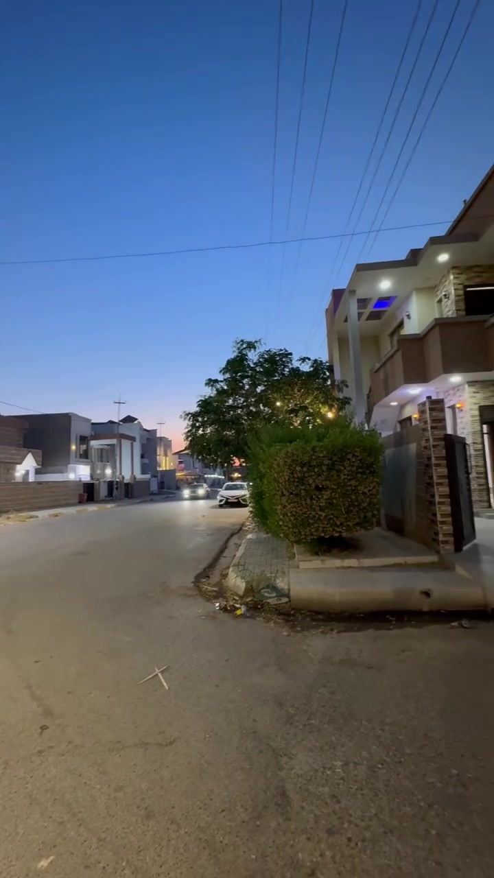دار للبيع ركن بنـاء جديد يطل على شارع 20 متر 

المساحة :(150) مترمربع

الواجهة :(10) M 

الموقع : كركوك - ساحة الاحتفالات خلف افران زمزم 📍

يتكون الدار من طابقين / ط (1) يحتوي على غرفة نوم وهول واستقبال ومطبخ وصحيات ط(2) يحتوي على ثلاث غرف نوم وهول وصحيات 

🟨  لـلاستفسـار  يمكنكم مراسلة الصـفحة 

ونـتشـرف بزيارتكم #عقارات_أمــلاك 

العنوان:  كـركـوك  شـارع القدس مجاور Box  cofe  مقـابل افران الحياة 📍

 للاستفسار اتصال أو واتساب:

📞 *********** 

📞 ***********⁩⁩⁩⁩⁩⁩⁩⁩⁩⁩

لمشاهدة بقية العروض مع ذكر الأسعار، انضم إلى قناتنا على التليجرام عبر الرابط التالي
https://t.me/Amlak_real_estate96⁩⁩⁩⁩⁩⁩⁩⁩⁩⁩⁩⁩⁩⁩⁩⁩⁩⁩⁩⁩⁩⁩⁩⁩⁩⁩⁩⁩⁩
