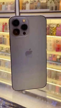 ايفون 13 Pro Max بطاريه 88  ذاكره 256 نضافه فوق ال 90% تواصل 077170111...