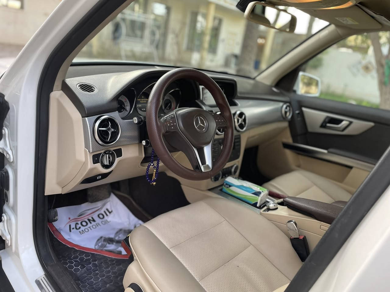 السلام عليكم GLK250 موديل 2015 خليجي كفاله عامه من صبغ ومن بارد كير مكينه صدر تبريد تخم تاير كوله مكفول شرط الفحص تحويل مباشر عنواني الدوره 🌹الاتصال *********** بيع او مراوس حسب القناعه
