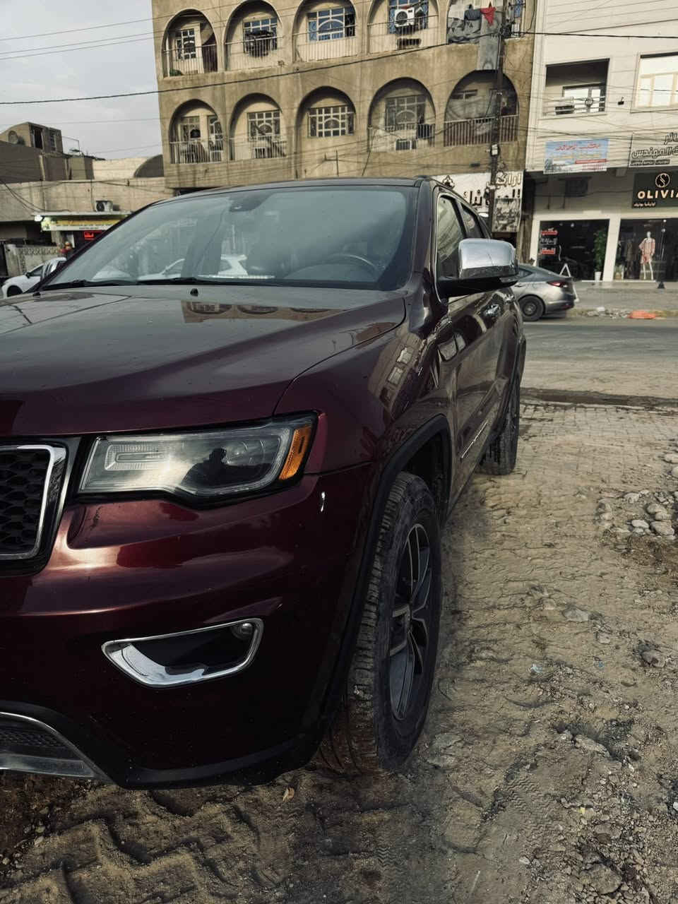 تحية طيبة
جيب لاريدو لمتد امريكي كلين 
موديل 2017
بيها فقط ضربة بالعراق في الجهه اليمنى ايرباك كله سليم
رقم بغداد باسمي تحويل ثاني يوم 
فوووول مواصفات 1/1
( بانوراما ، بصمه ، ردارات امامي ، جلد ، كراسي تدفئه وتبريد ، تحكم كامل ، كشن ذاكره ، اطفاء ذاتي ، جنطة كهرباء , تحكم ستيرن كهوباء , ماوس ) 
وبعد هواي مواصفات بيها
السعر 199 وبيها مجال بسيط
الاتصال ***********

غير متواجد ماسنجر فقط واتساب و اتصال عل سيمكارت
