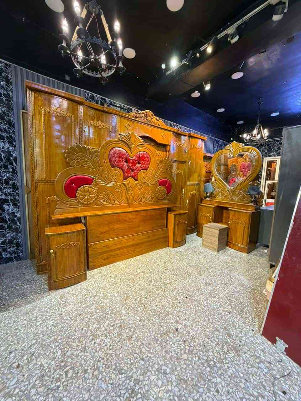 غرفه صاج عراقي  🇮🇶
غرفه صاج ثقيله درجه أولئ ✨
6 باب عالي🚪 
دنك زان 🪵
ضهر جرجوبه 💢
نضافه 90 ٪💯
شغل ثقيل 💫
عدد قطعه/6 
سعر 800قفل 🔒
الشد والنقل داخل بغداد مجاني 🚛
يوجود توصيل محافضات بكروه 🚛


**إذا كنت صاحب هذا الإعلان وتريد حذفه لأي سبب، رجاءا أرسل رسالة إلى الدعم الفني**