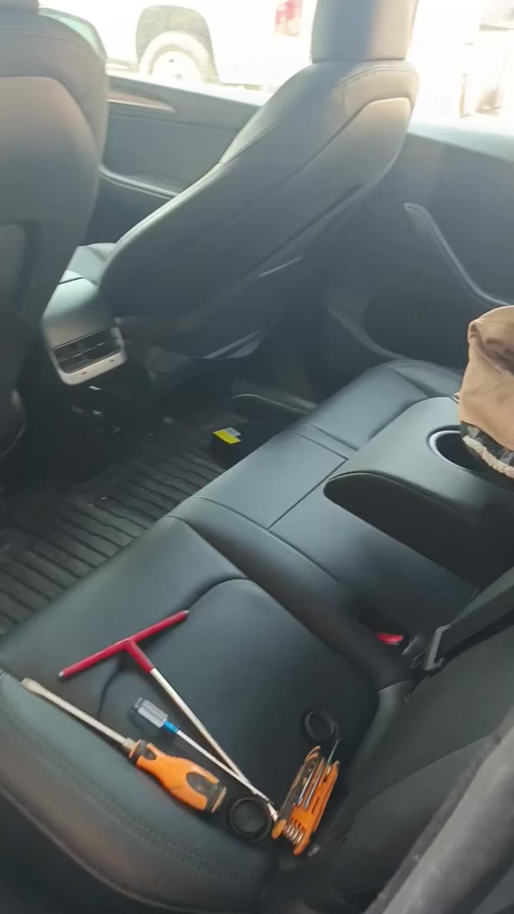 يتوفر الخدمة الموقعية الحد بيتك مجاناً 📍لزجاج السيارات ***********
لجميع انواع السيارات  العادي  والمضلل  الابواب  والاليات والدرع 
للاتصال ***********
بيع وتركيب زجاج السيارات ✅ 
افضل خدمة للزبائن ✅ 
جودة عالية واتقان وضمان حقيقي ✅ 
والعمل بل اليات الحديثة ✅ 
للحجز او الاستفسار  *********** 

خدمة موقعية لبيتك 📍
اذا كنت راغب بل تبديل يتوفر زجاج (اصلي  وتجاري ) 
لجميع انواع السيارات  مستوردين لبيع الجملة والمفرد 

العنوان باب الشيخ 
***********
