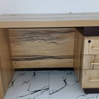 جديد • مكتبي • ديكور