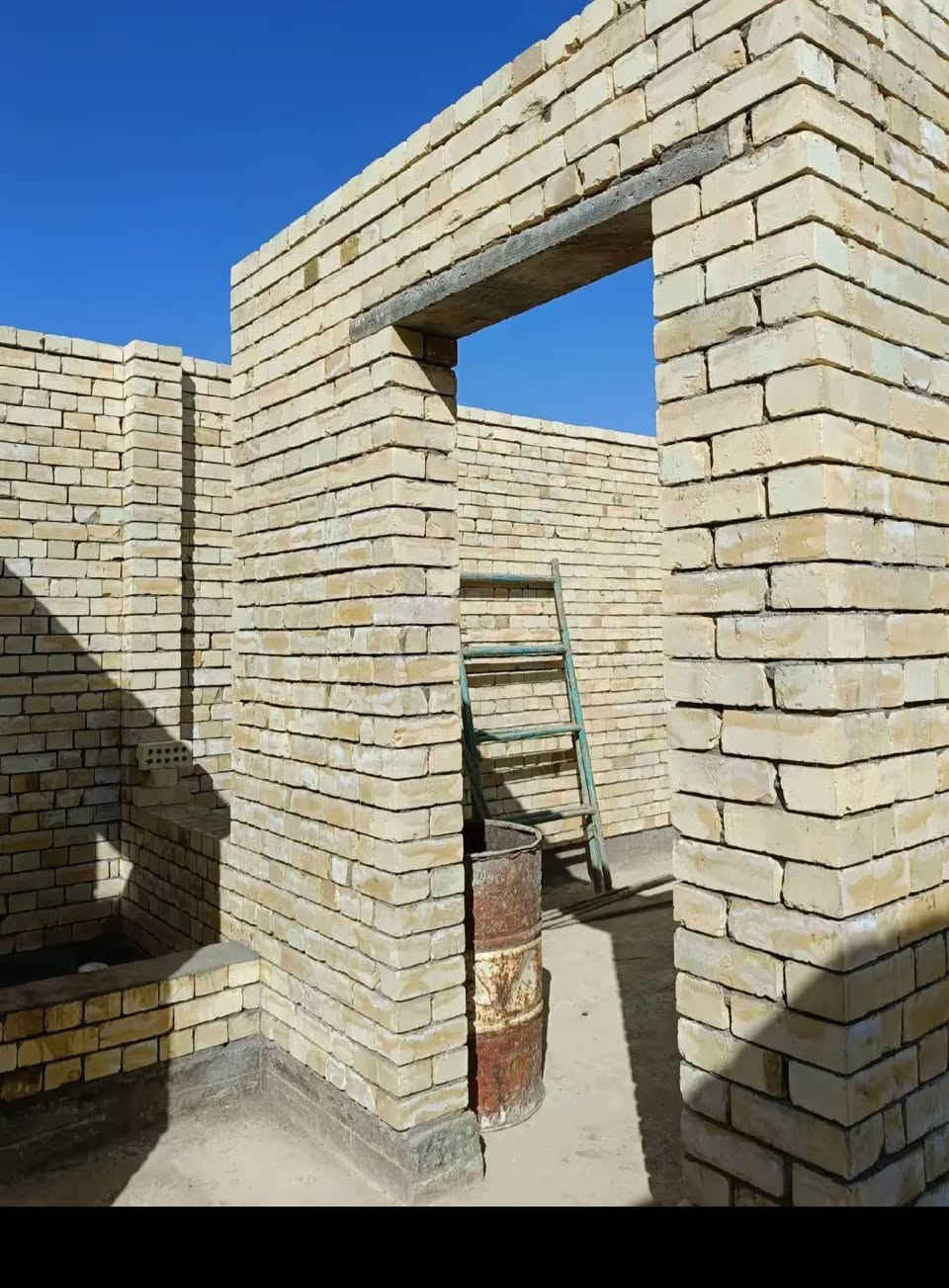 تحياتي السلام عليكم خلفات بناء 2 
متفرغين حاليا 
 نشتغل قطعي وعلى الدبل  بناء درجه اولئ مع النظافة بعد إكمال البناء
(مكان العمل داخل بغداد هاتف او) خاص
(***********.)متواجد (واتساب👉) 
(والله يرزق الجميع تحياتي)

