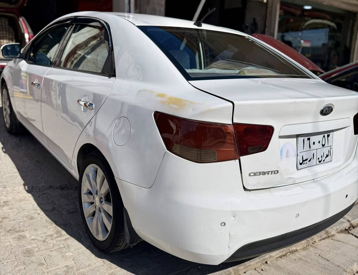 سيراتو موديل 2010
قتعتين صبغ 

حداديه تبريد 

وكاله تحويل 

السعر 85 وبيها مجال 

***********
