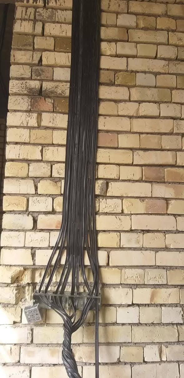 السلام عليكم لتأسيس الماء والكهرباء. اتصل ***********
