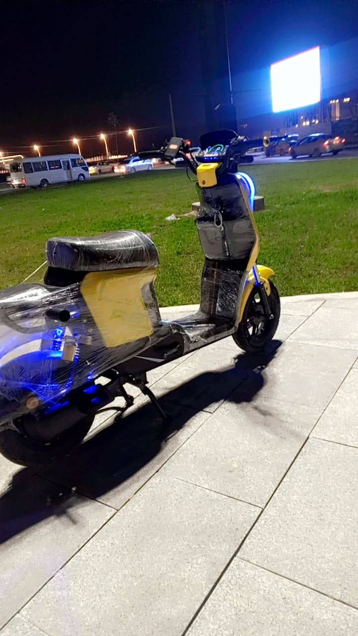 دراجه ار تسعه للبيع صار 3 اشهر طالعه السكن البصره تنومه شط العرب السعر 450 الرقم ***********
