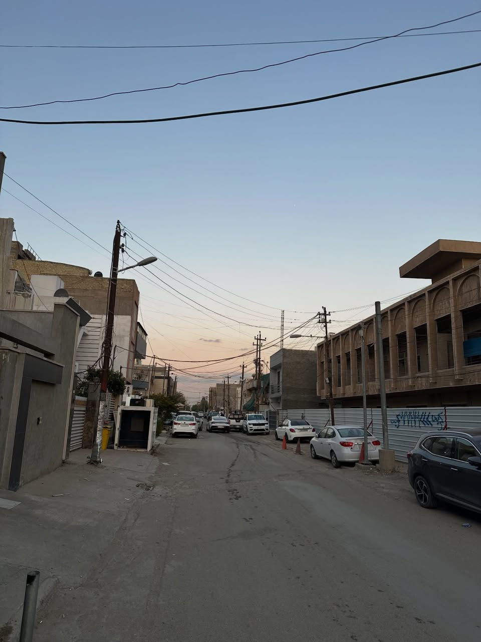 💫اكتب رقم واحد يوصلك السعر خاص💫

💫دار حديث للبيع كراده قرب المستشفى العربي

💫المساحة 223 متر واجهة 8

💫حالة السند مستقل بأسم شخص حضوري
_______________________
💫يتكون من كراج وصالات استقبال عدد 2 وحمام عدد 4 وغرف نوم عدد 5 
💫الدار متكون من وحدتين سكنية الطابق الأرضي معزول بدرج خارجي عن الطابق الأول 
________________________

💫***********
💫***********
