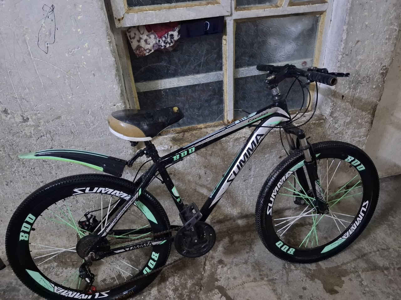 السلام عليكم شلونكم عيني بيسكلات لبيع عد ٢ جديدات الله شاهد السعر ١٥٠
الاستفسار اكثر رقمي ***********
