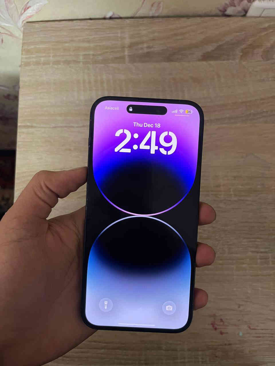 السلام عليكم ايفون 14pro max بلادي مكفول ذاكره256 بطاريه 95 الجهاز جديد شخط مابي وملحقاته كامله كارتونته الاصليه وكيبله الاصلي +كفر هديه السعر 950 مكاني بغداد حي البنوك لل استفسار *********** بي واتساب
