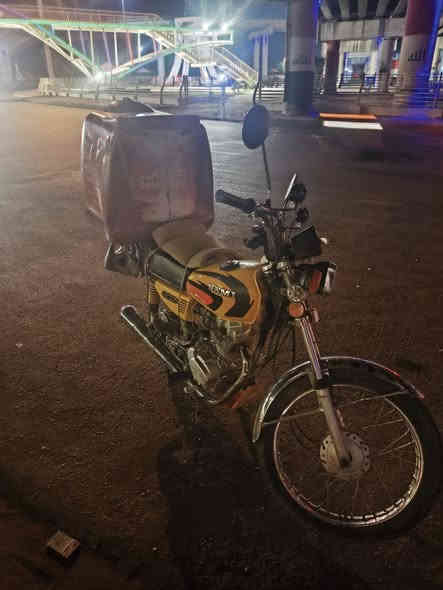 اربعه كير شاصي 22 محرك 25 تعمير نضيف 
مرقم وسنويه ولوحات بوجهك نحول باسمي  
السعر 1450 الما يشتري ليجي ولحد يغني 
*********** 
كلشي مكفول
