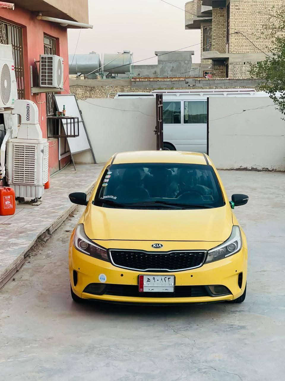 سلام عليكم فورتي 2017
_ فورتي موديل 2017 وارد امريكي ضرر بنيد وباب وجاملغ والباقي مكفول  _ فول مواصفات_ كير حداديه خير من الله _ بأسمي رقم انكليزي تحويل مباشر السعر 110 وبيها مجال بسيط للاستفسار الاتصال على الرقم *********** متواجد فيسبوك مكان السياره بغداد المعامل
