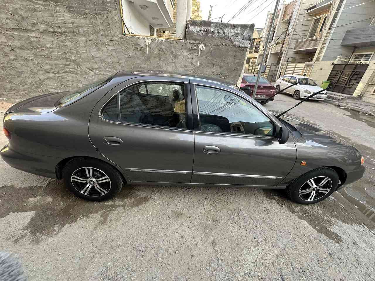 السلام عليكم سيارة الانترا موديل 2000 سياره جاهزة من كلشي تبريد منظومة جديدة شادة صدر امامي خلفي جديد عليها ادامة كاملة يعني ما تصرف عليها ربع السعر 58 وبيها مجال ///عنوان بغداد حي الجهاد 
*********** متواجد اتصال واتساب

